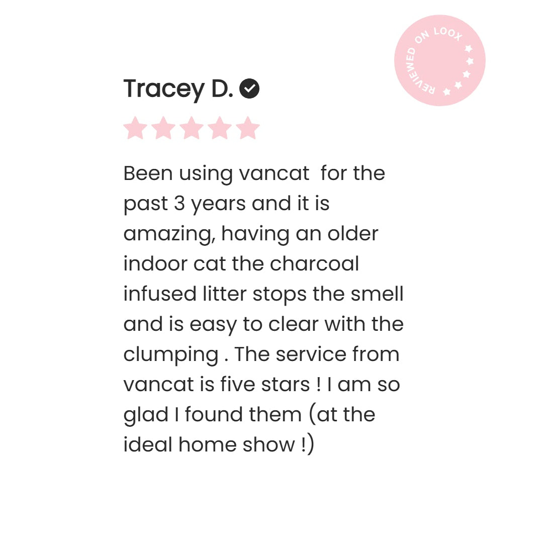 Five-star review for VancatUK g225 litter on a white background with pink accents.